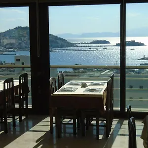 Esat Otel Kuşadası